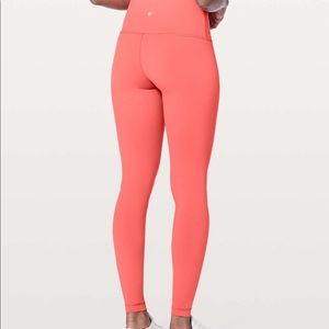 Lulu Wunder Under Leggings